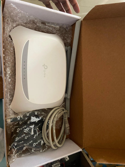 TP Link TL MR3420 300Mbps wireless N router with USB modem support